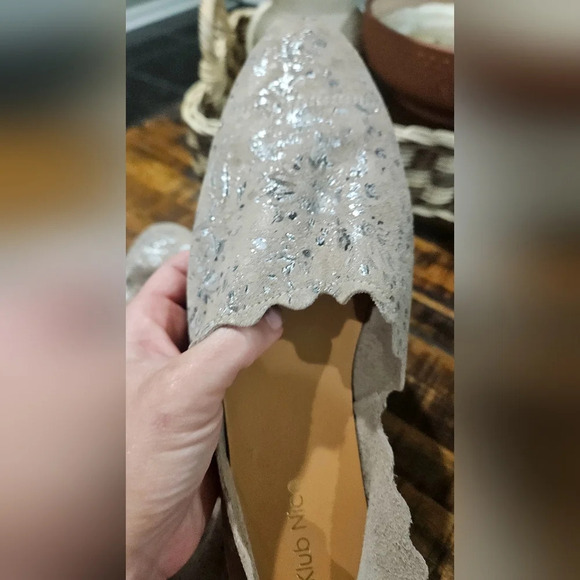 Klub Nico Georgette shoe Pewter Floral Novelty Suede. Size 9 - Picture 5 of 14